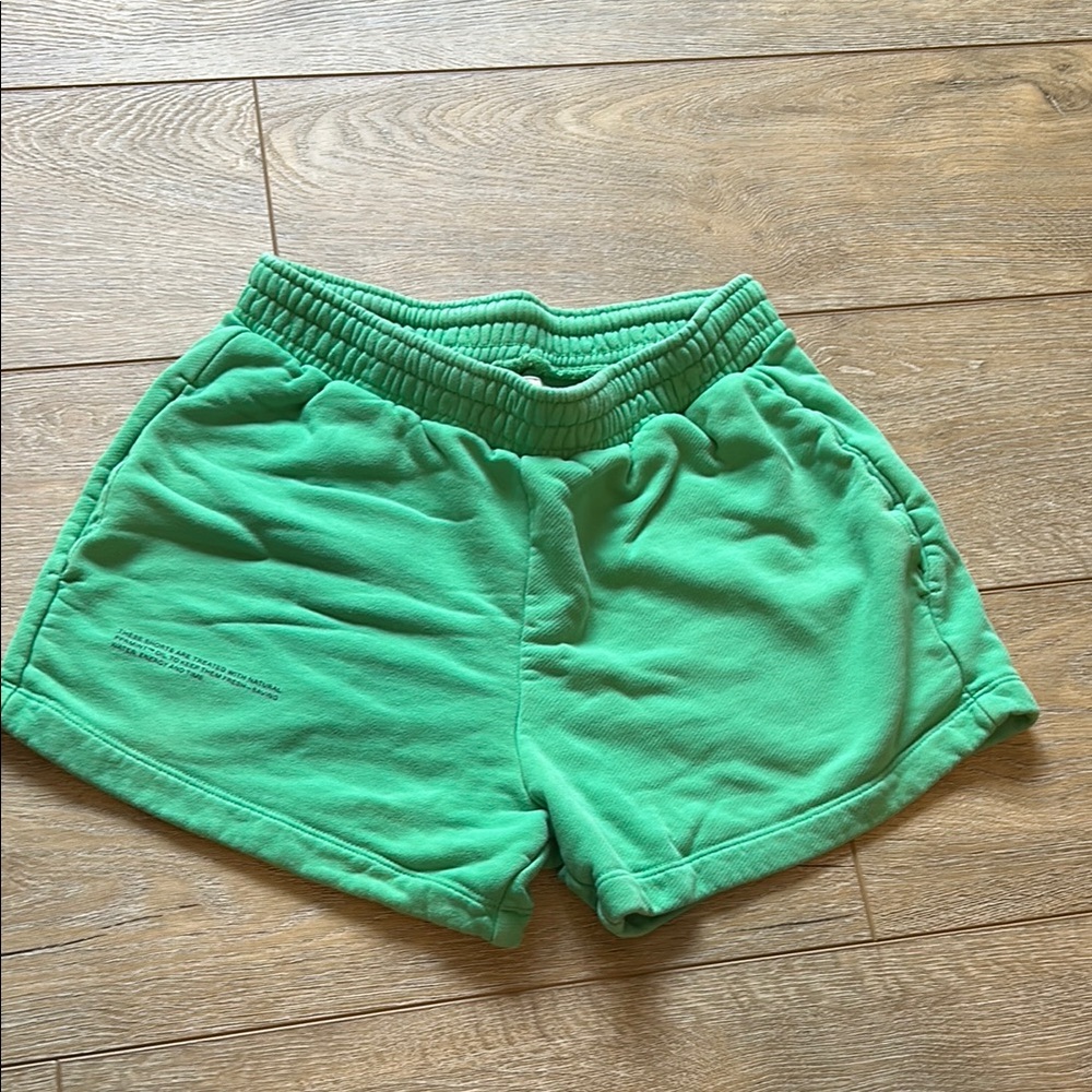Womens 365 Midweight Pangaia Shorts